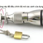 Dụng cụ nong hậu môn kim loại có khóa